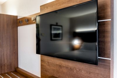 Outdoor Tv Mounting in Olathe, KS